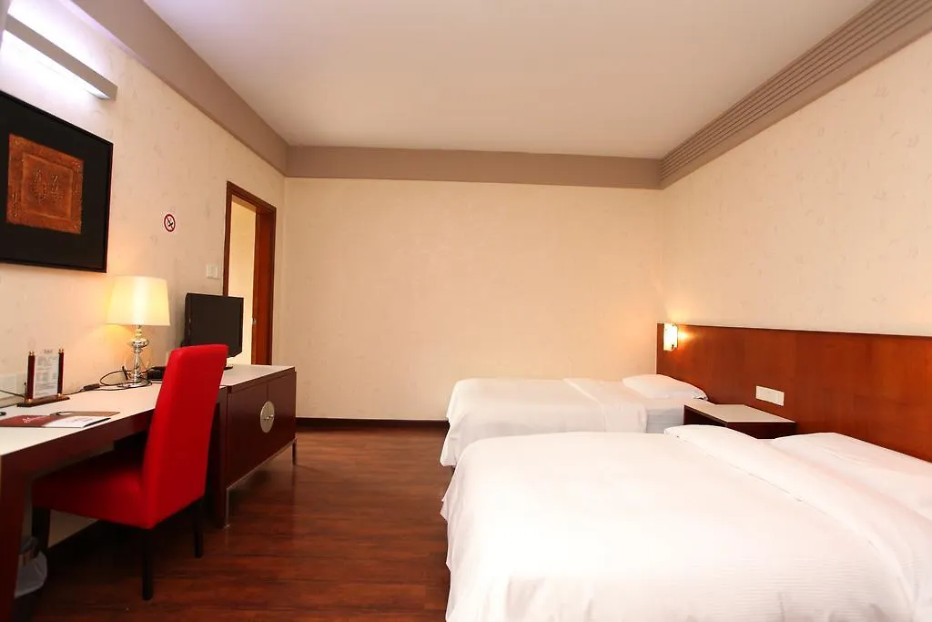 Hotel Huaxia Milano 4*,  Italia